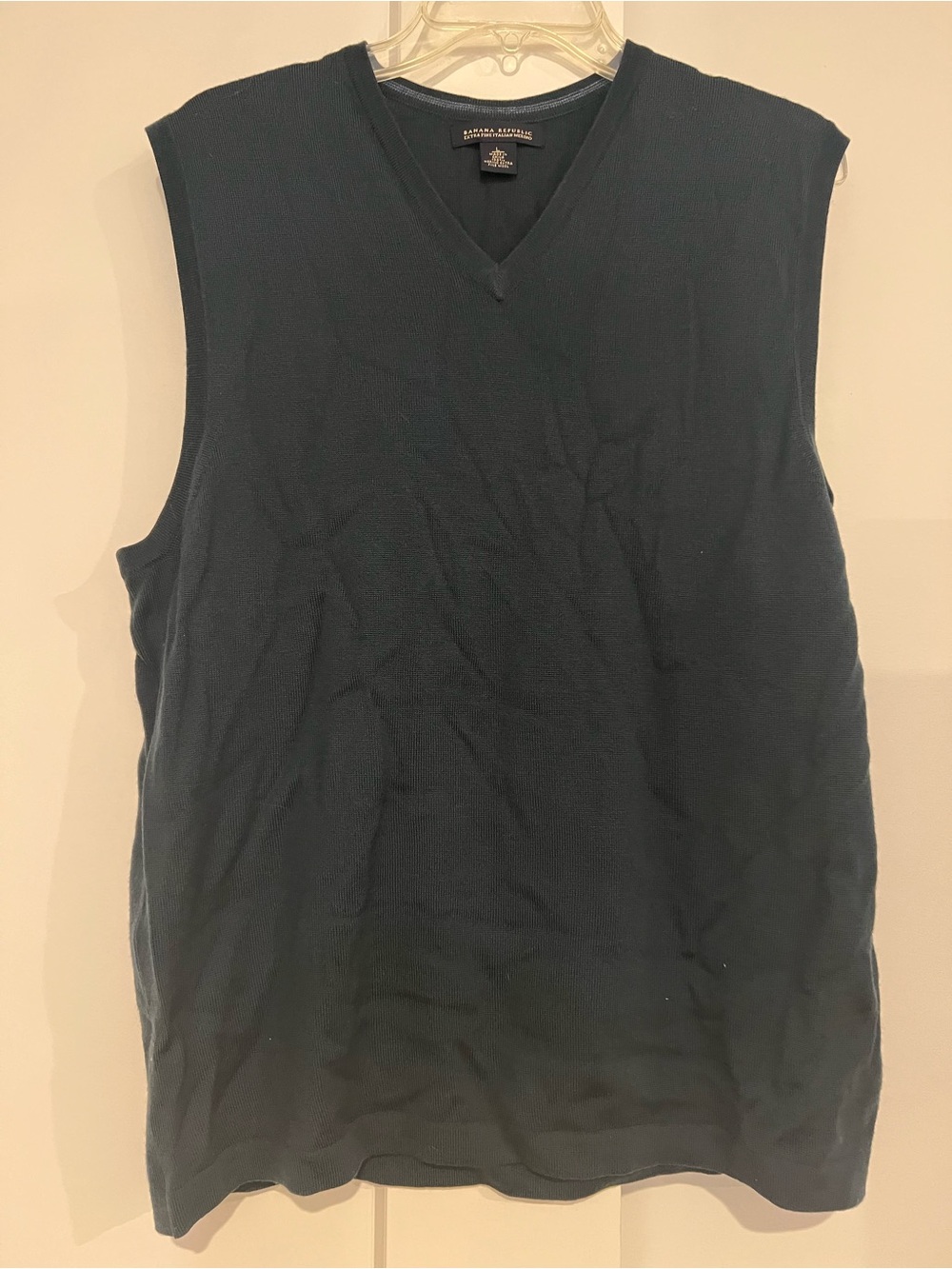 Banana Republic Navy V-Neck Sweater Vest l L